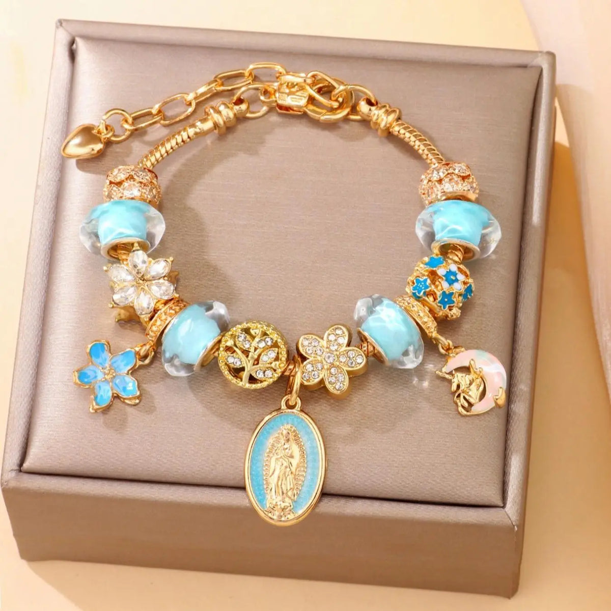 Y2K Cross Heart Virgin Mary Pendant Bracelet, Rhinestone Star Charm, Fashionable Gift Jewelry, Simple and Stylish Hand Accessory