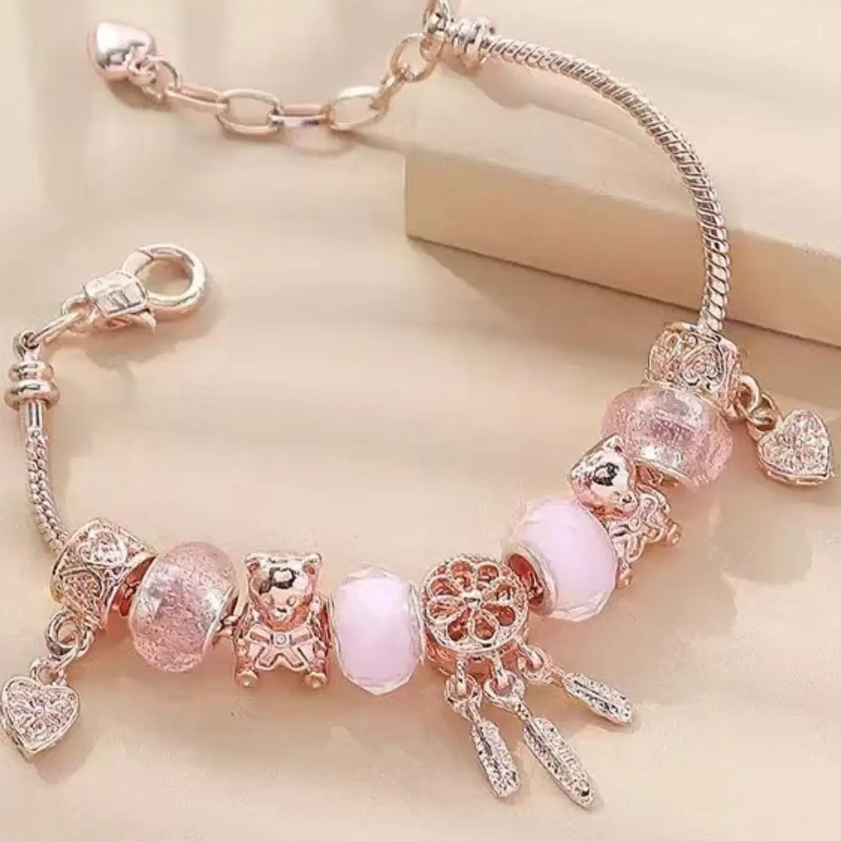 Y2K Cross Heart Virgin Mary Pendant Bracelet, Rhinestone Star Charm, Fashionable Gift Jewelry, Simple and Stylish Hand Accessory